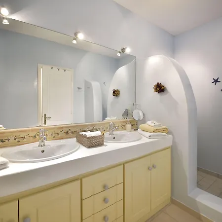 La Piscine Mykonos Houlakia (Mykonos)